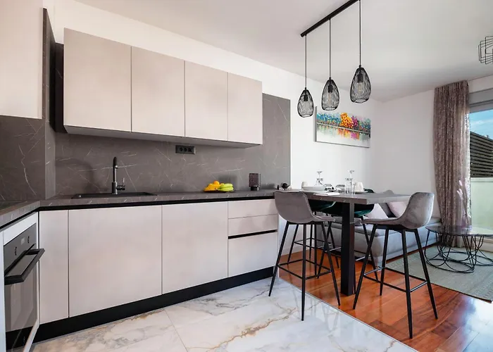 No 15 Apartamento Split